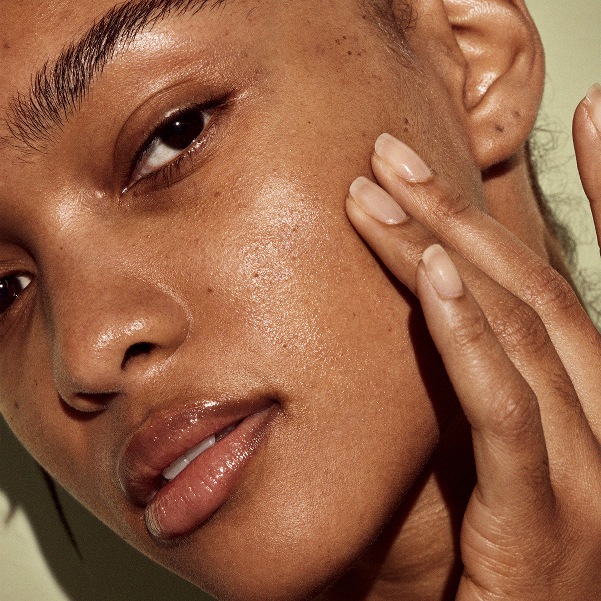 WATCH YA TONE NIACINAMIDE DARK SPOT SERUM (SUERO PARA MANCHAS OSCURAS)